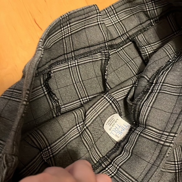 Time and Tru Plaid pull on Black plaid dress pants size L - Picture 12 of 15
